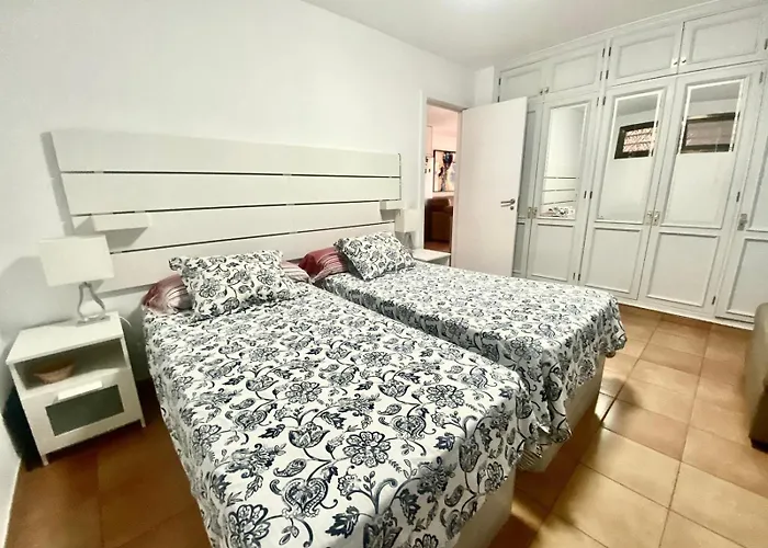 Casa Valdes Cristianos Center Los Cristianos