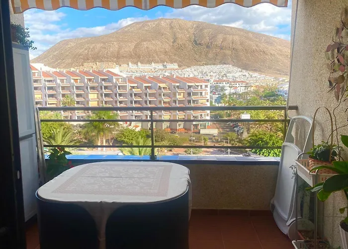 Casa Valdes Cristianos Center Los Cristianos